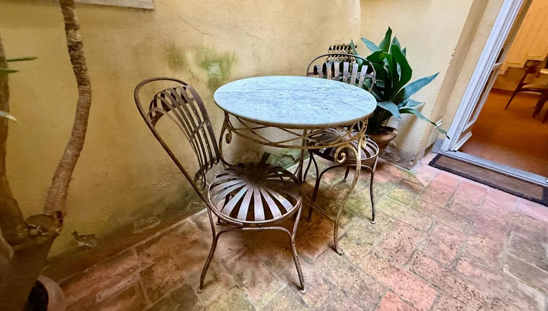 Residenza Pinzochere Florence Apartment