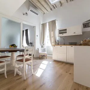  Appartement Station Lovely